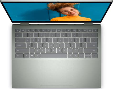 Dell Inspiron 14 (7425) .